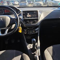 Peugeot 208 Allure 1.6 BlueHDi 100ch BVM5 Cond&eacute;-sur-Vire