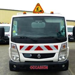 Renault Maxity CONFORT 3 L DCI 150 BENNE COFFRE R.J. Saint-Didier