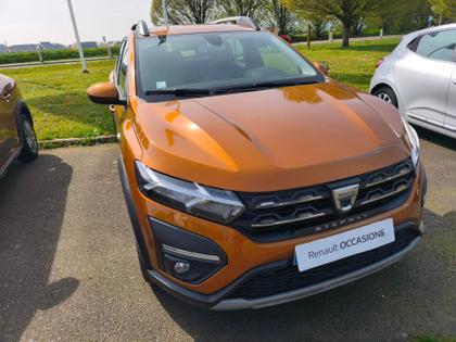 Dacia Sandero - Stepway Expression  TCe 90 - 12 990 €