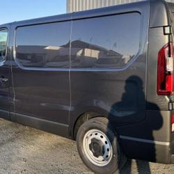 Renault Trafic 25 KMS 28990 EURO/HT BOITE AUTOMATIQUE 2.0 Blue DCi 150CH L1H1 Gennes-Val-de-Loire