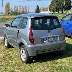 Aixam City  Longu&eacute;-Jumelles