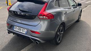 Volvo V40  - photo 2
