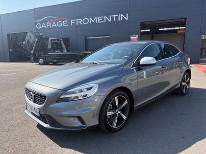 Volvo V40 - R-Design  V40 D3 AdBlue 150 ch Geartronic 6 - 12 990 €