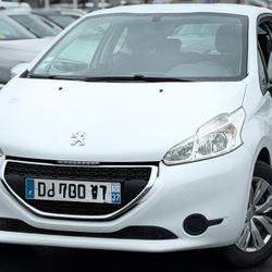 Peugeot 208 Active 1.4 HDi 68ch BVM5 Qu&eacute;vert