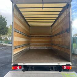 Renault Master DHOLLANDIA ROUES JUMELEES CAPUCINE 165CV 2.3DCI FOURGON 22m3 HAYON ELEVATEUR Tr&eacute;gueux