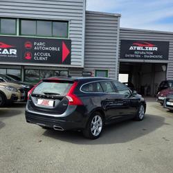 Volvo V60 Summum Geartronic A D4 181 ch Stop&amp;Start Sainte-Gemmes-sur-Loire