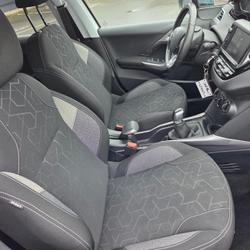 Peugeot 2008 Style 1.6 BlueHDi 100ch BVM5 SAINT-HILAIRE-PETITVILLE