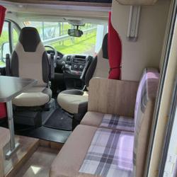 Profile PLA PLA Camping-car PLA - MISTER 550 - Lit Pavillon Venansault