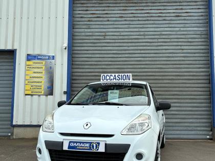 Renault Clio -   1.2 16V 75 - 4 990 €