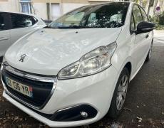 Peugeot 208 Les Trois-Moutiers