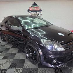 Opel Astra GTC OPC 2.0 T - 240 Noron-la-Poterie