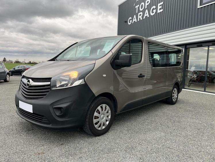 Opel Vivaro combi  - 17 990 €
