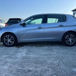Peugeot 308 II Phase 1 Allure 1.6 BlueHDi 120ch S&amp;S BVM6 Laval