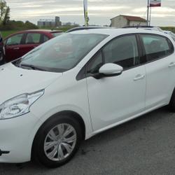 Peugeot 208 Active 1.6 e-HDi 92ch BVM5 Saint-L&eacute;ger-de-Montbrillais