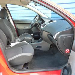 Peugeot 206+ Active 1.4e 75ch Beaumont-sur-Sarthe