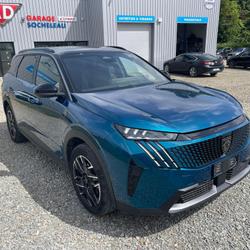 Peugeot 5008 GT hybrid 145 cv E-DCS6 Segr&eacute;-en-Anjou Bleu