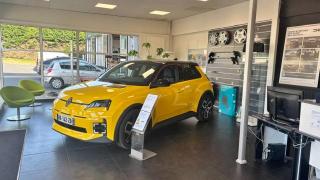 Renault R5 E-Tech  - photo 2
