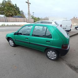 Citroen Saxo 1.0 Saint-Vincent-sur-Graon