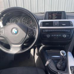 BMW Serie 3 Modern 316d 116 ch Saint-Berthevin