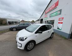 Volkswagen UP Saint-Vincent-sur-Graon