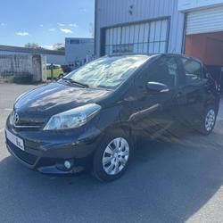 Toyota Yaris Dynamic 90 D-4D Les Ponts-de-C&eacute;