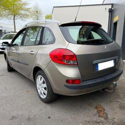 Renault Clio 3 Initiale TCE 100 Qu&eacute;ven