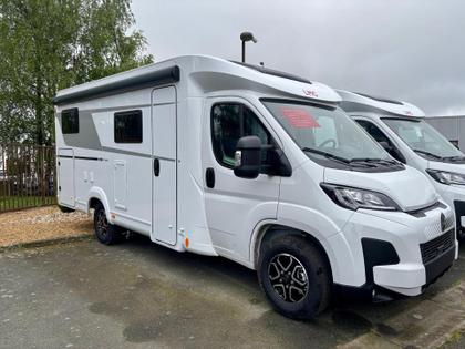 Profile Citroen Autres Citroen  - LMC LMV VAN TRACER V670 CITROEN 140 CH BVA - 71 500 €