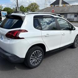 Peugeot 2008 Style 1.2 PureTech 110ch S&amp;S BVM5 La Meilleraye-de-Bretagne