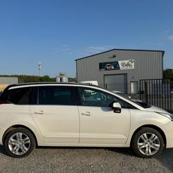 Peugeot 5008 Allure 1.6 BlueHDi 120ch S&amp;S BVM6 Loh&eacute;ac
