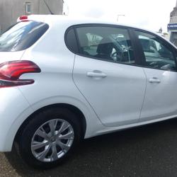 Peugeot 208 Active PureTech 82ch S&amp;S BVM5 Plabennec