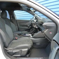 Peugeot 2008 GT Exclusive Hybrid 145 e-DCS6 Beaumont-sur-Sarthe