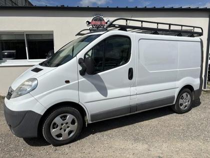 Opel Vivaro fourgon -   FGN F2700 L1H1 2.0 FAP CDTI 90 CH - 7 990 €