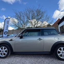 Mini Hatch One 1.4i - 95 Roncq