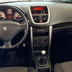 Peugeot 207 CC Sport Pack 1.6 VTi 16V 120ch Soliers