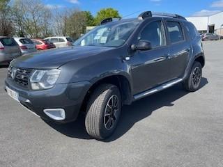 Dacia Duster - Silver Line 2017  TCe 125 4x2 - 9 990 €