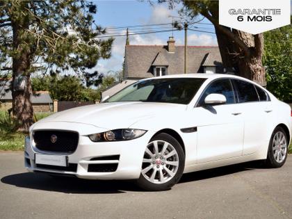 Jaguar XE - Prestige  2.0 D - 180 ch BVA - 12 990 €