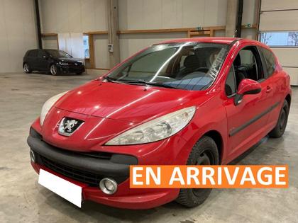 Peugeot 207 - Premium  1.4 VTi 16V 95ch - 5 995 €