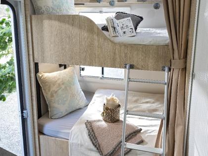 Capucine Chausson Autres Chausson  - Chausson fiat ducato 2.2l JTD 140 ch - 71 390 €