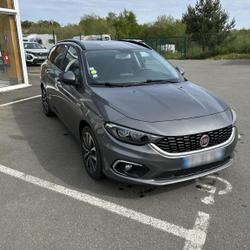 Fiat Tipo 1 Lounge 1.6 MultiJet 120 ch Start/Stop Bourbriac