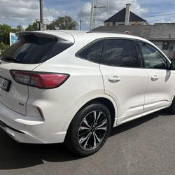 Ford Kuga ST-Line 2.5 Duratec 225 ch PHEV e-CVT La Meilleraye-de-Bretagne