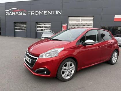Peugeot 208 - Signature  PureTech 82ch S&amp;S BVM5 - 7 990 €