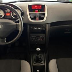 Peugeot 207 SW Premium 1.4 VTi 16V 95ch Soliers