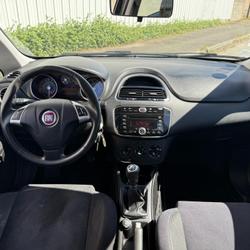 Fiat Punto Italia 1.2 8V 69 Les Ponts-de-C&eacute;