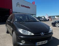 Peugeot 206 Saint-Gildas-des-Bois