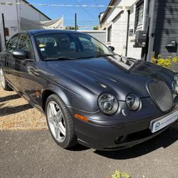 Jaguar S-Type s-type 4.2 suralimente R BA 4.2 Angers