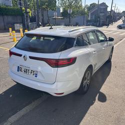 Renault Megane 4 Estate Evolution Blue dCi 115 Nantes