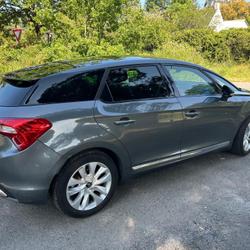 DS DS5 e-HDi 110 Airdream Saint-Nazaire