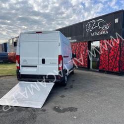 Citroen Jumper ELEVATEUR DHOLLANDIA 500KGS MULTISERVICES CITRO&Euml;N 110CV L2H2 PORTE LATERALE HAYON Tr&eacute;gueux