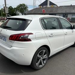Peugeot 308 II Phase 2 Allure BlueHDi 130ch S&amp;S EAT8 La Meilleraye-de-Bretagne