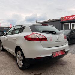 Renault Megane 3 Dynamique Champion Euro 5 M&eacute;gane III dCi 110 FAP eco2 Le Rheu